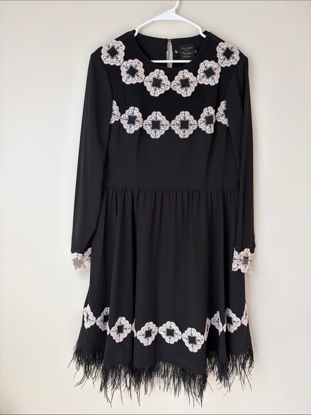 Ted Baker Black Dress with Pale  Crochet Accents and Feather Hem Size 5 (US 12)